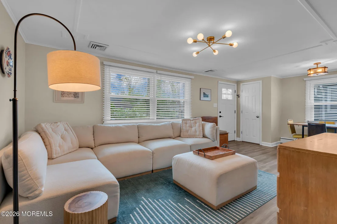Photo of 704 Barberry Drive