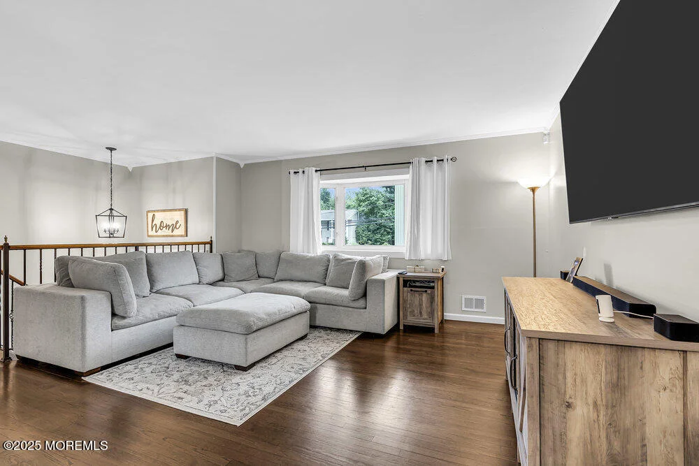 Photo of 9 Warren Drive