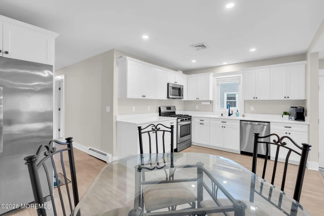 Photo of 300 Linden Avenue