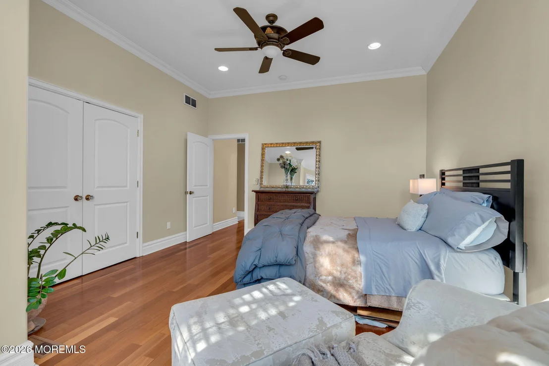 Photo of 342 Aldo Drive