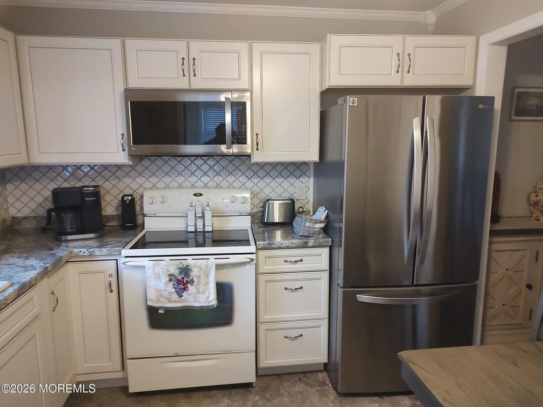 Photo of 19 B Lafayette Drive