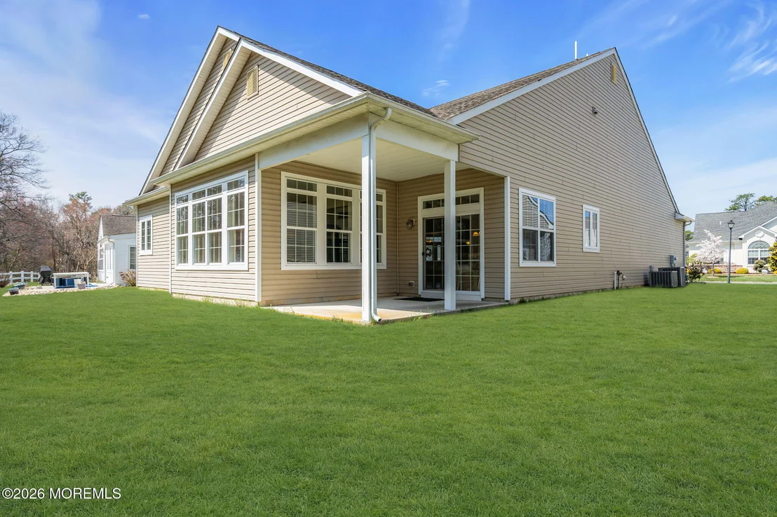 Photo of 87 Bayville Way