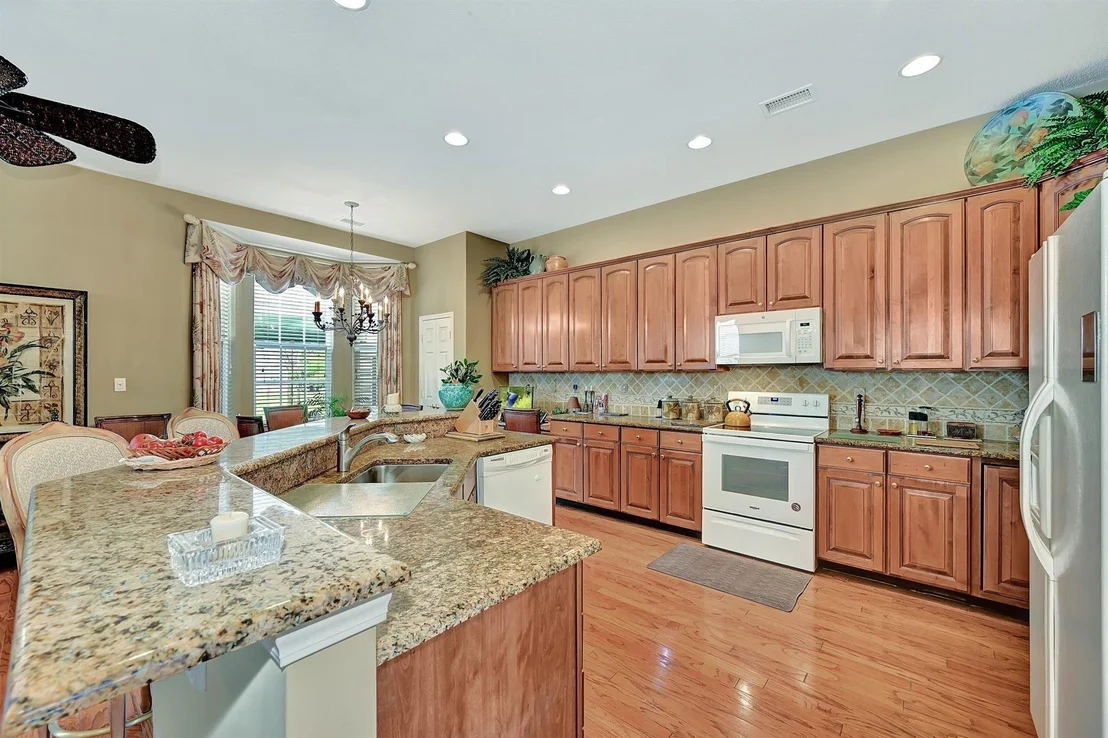 Photo of 41 Portchester Drive
