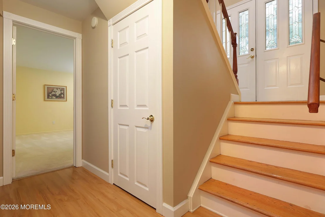 Photo of 514 Oakview Drive