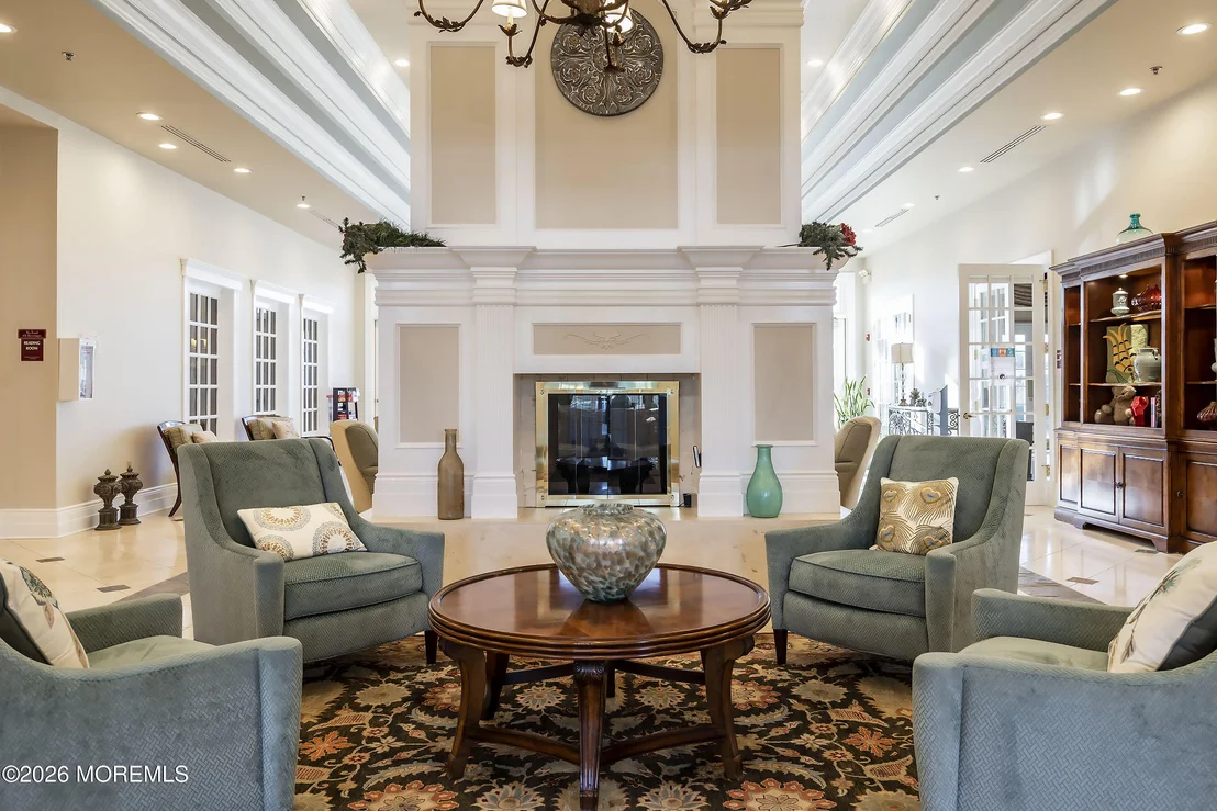 Photo of 46 Minuteman Circle