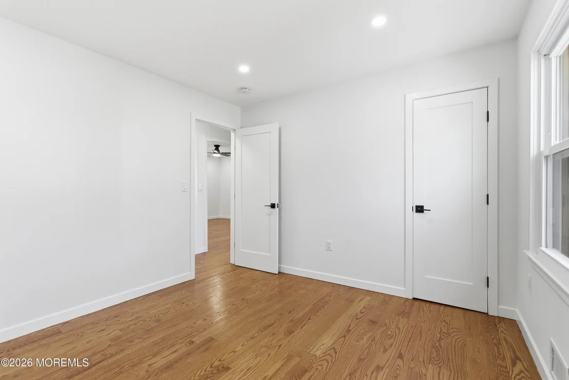 Photo of 52 Pomona Boulevard