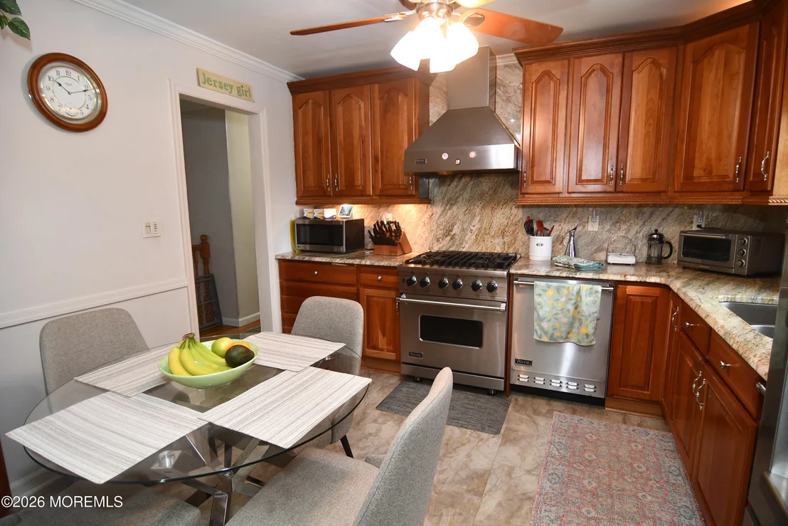 Photo of 902 10th Street