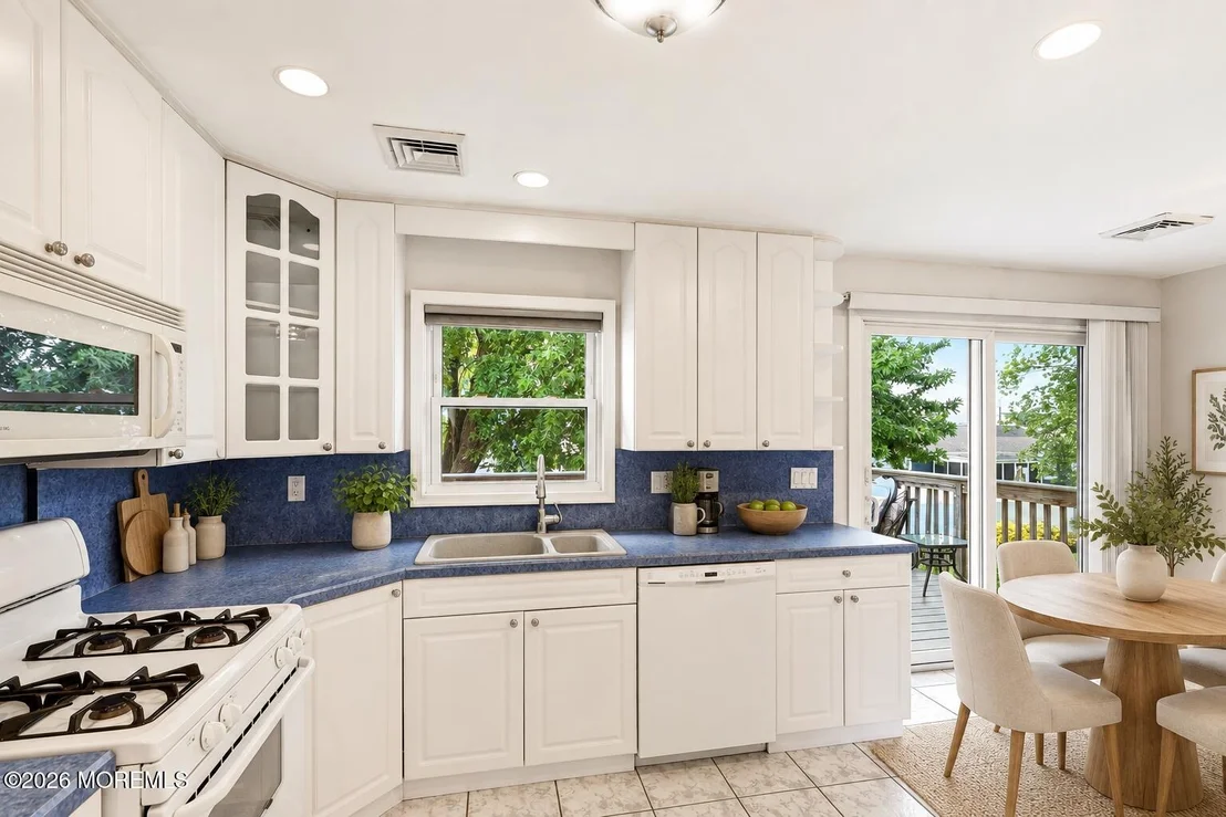 Photo of 4 Harbor View Lane