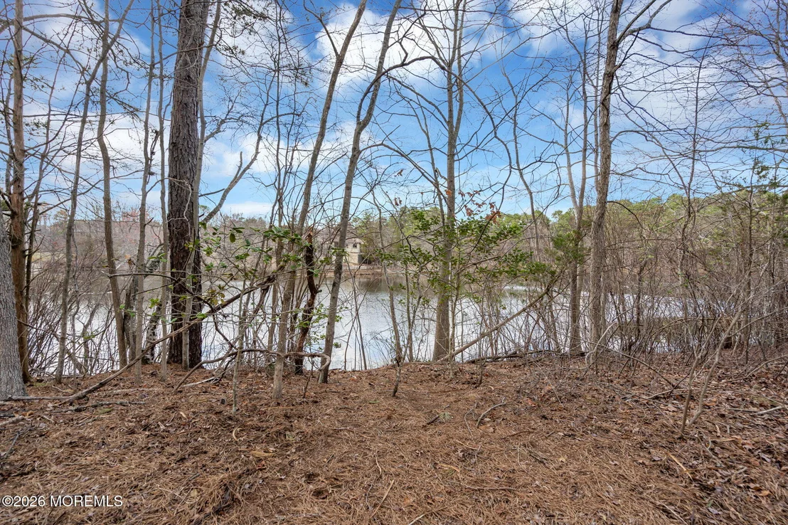 Photo of 20 Sylvan Boulevard