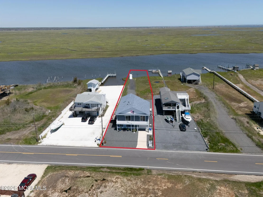 Photo of 418 Dock Road