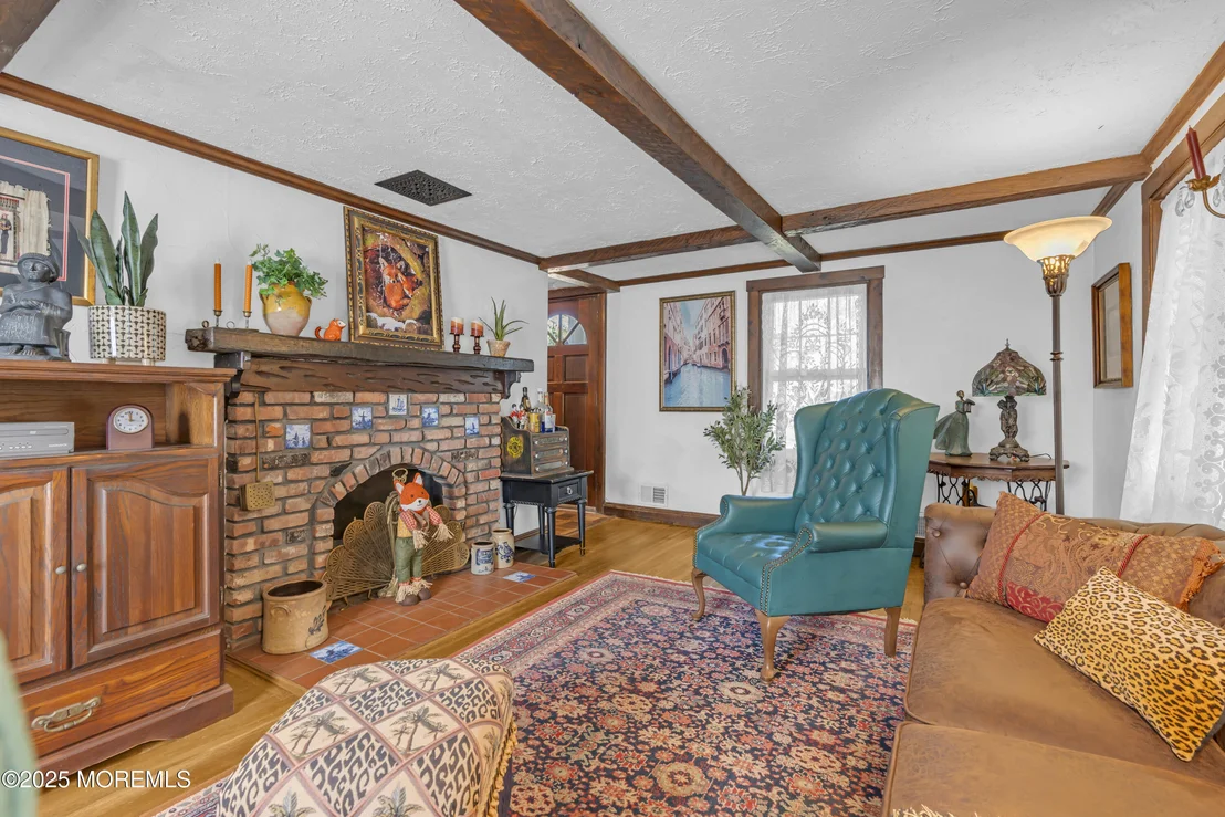 Photo of 33 Swartzel Drive