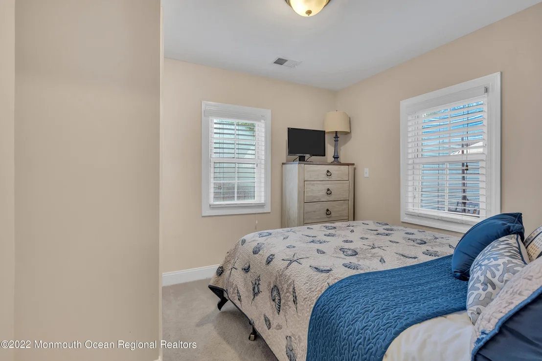 Photo of 380 Shawnee Drive