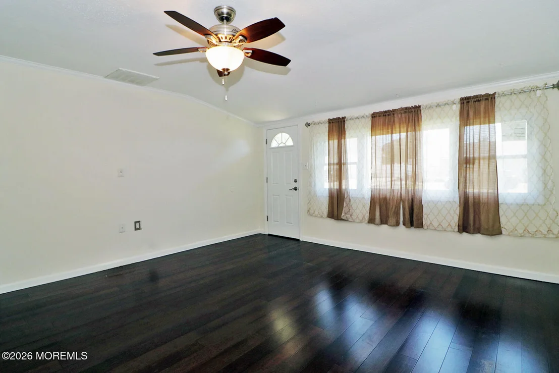 Photo of 1016 Waterview Way