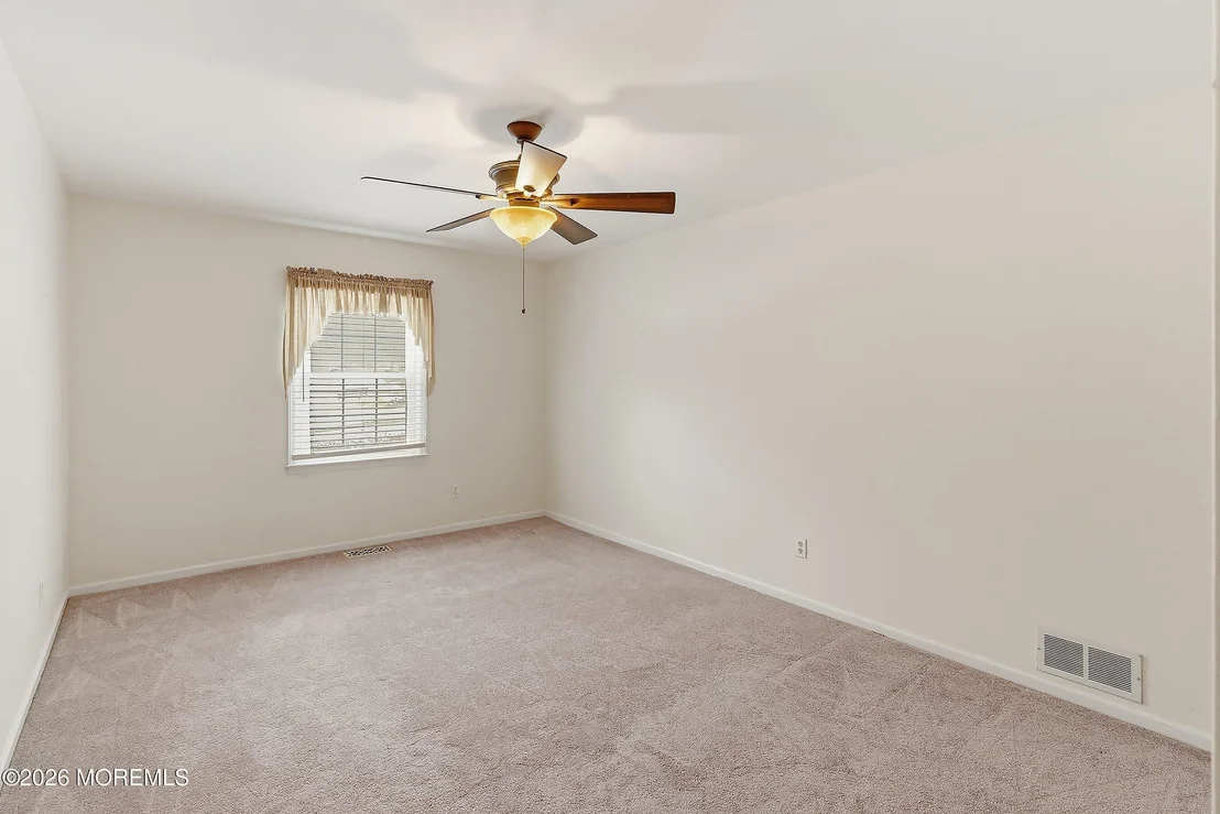 Photo of 638 Freehold Road
