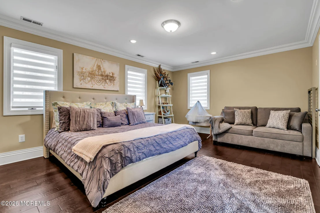 Photo of 12 Meadowview Drive