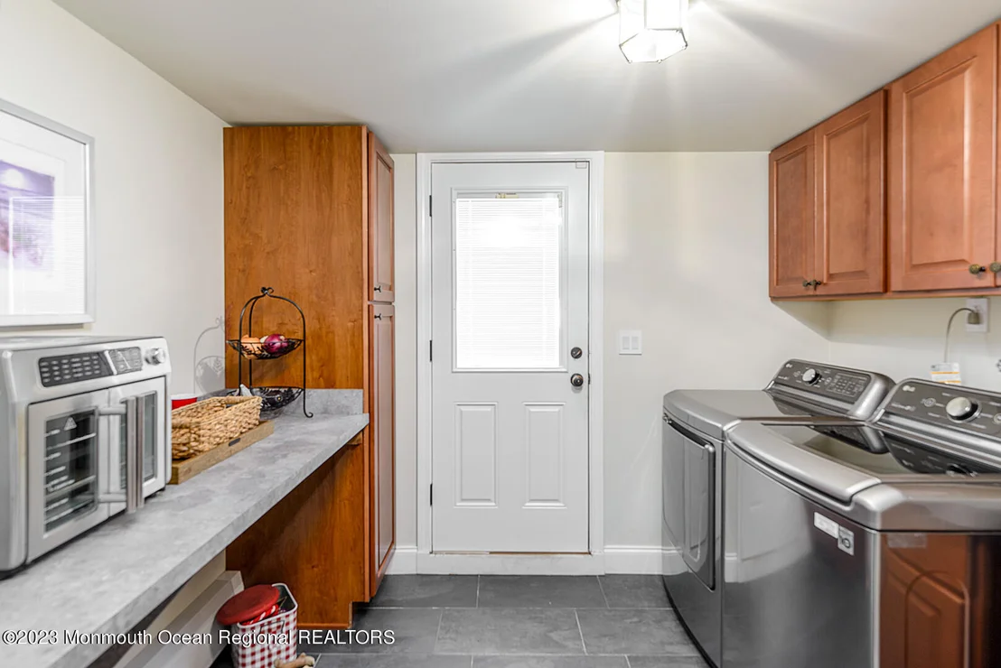 Photo of 74 Oak Knoll Drive