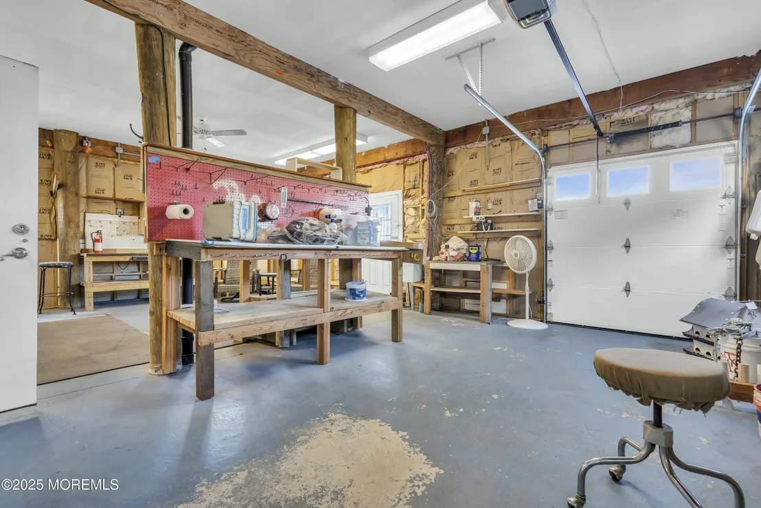 Photo of 385 Kingfisher Road