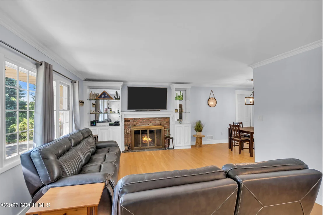 Photo of 424 Cornell Drive