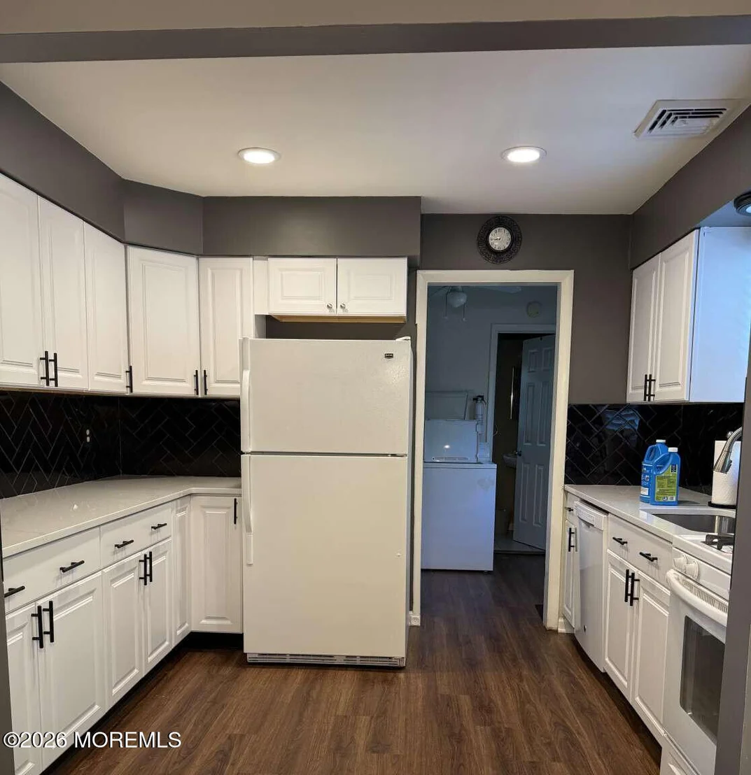 Photo of 1759 Longwood Drive