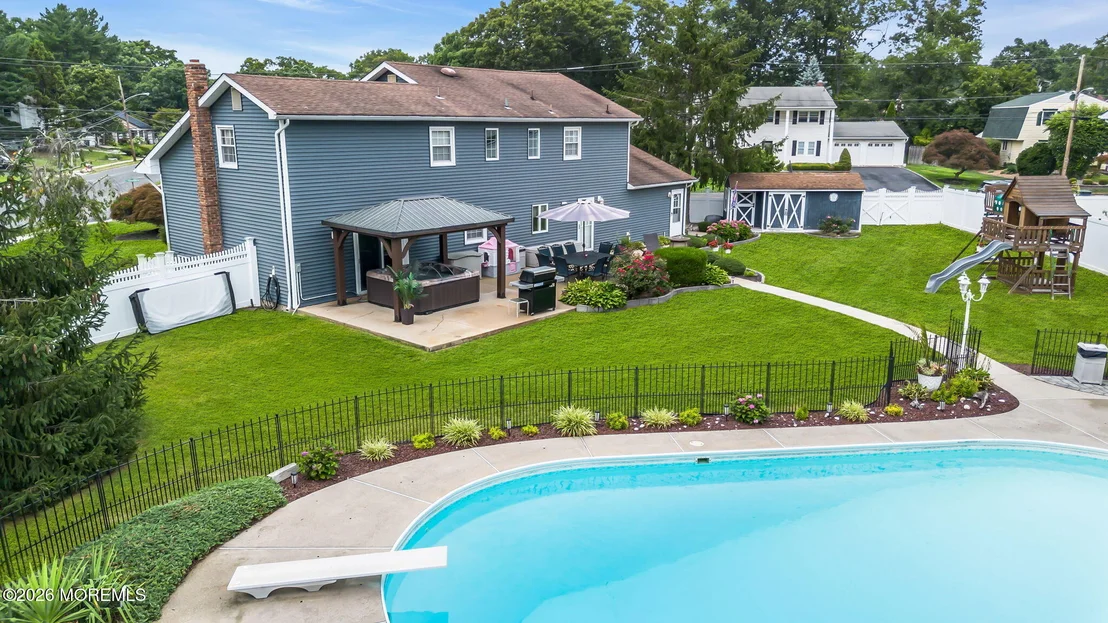 Photo of 1 Meadowbrook Drive