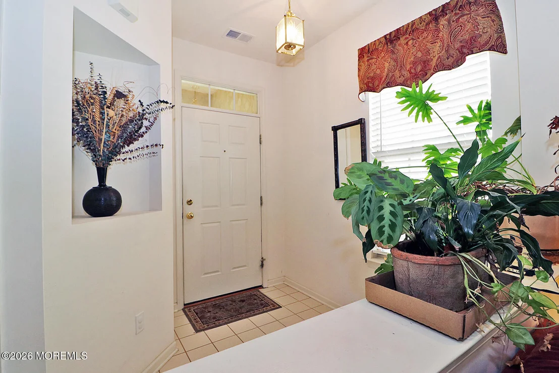Photo of 27 Vineyard Way