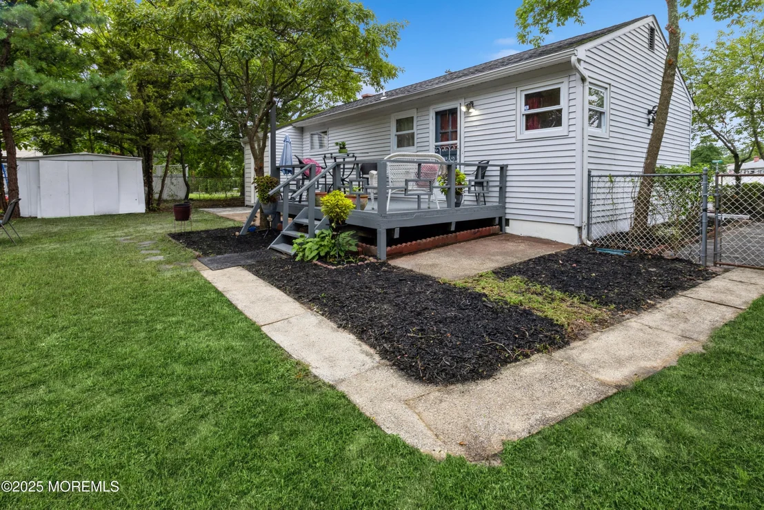 Photo of 19 Ashwood Drive
