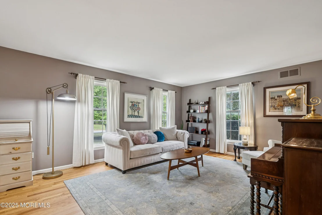 Photo of 16 Hickory Lane