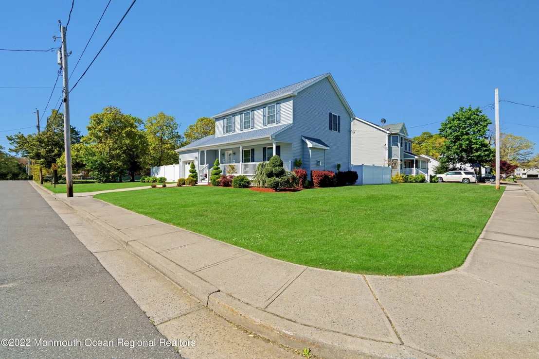 Photo of 1901 Cottage Place