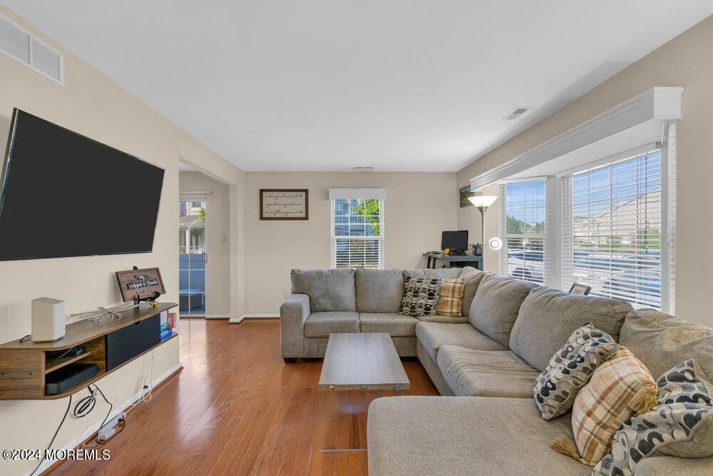 Photo of 3505 Fenwick Lane