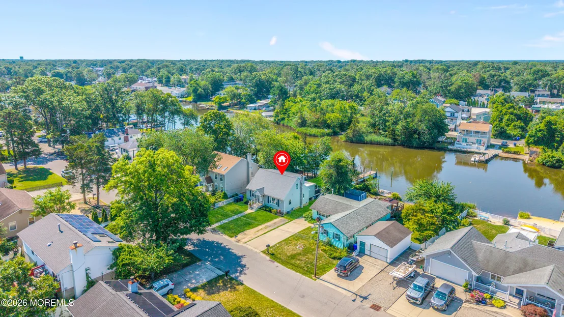 Photo of 741 Manor Drive