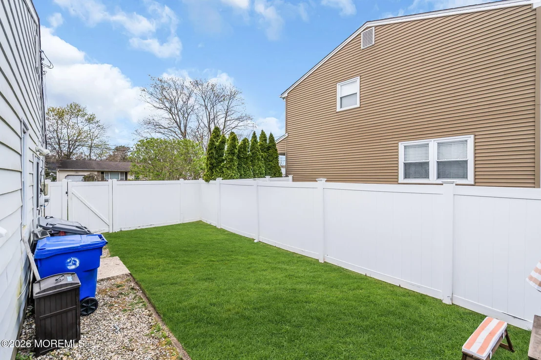 Photo of 305 Hudson Drive