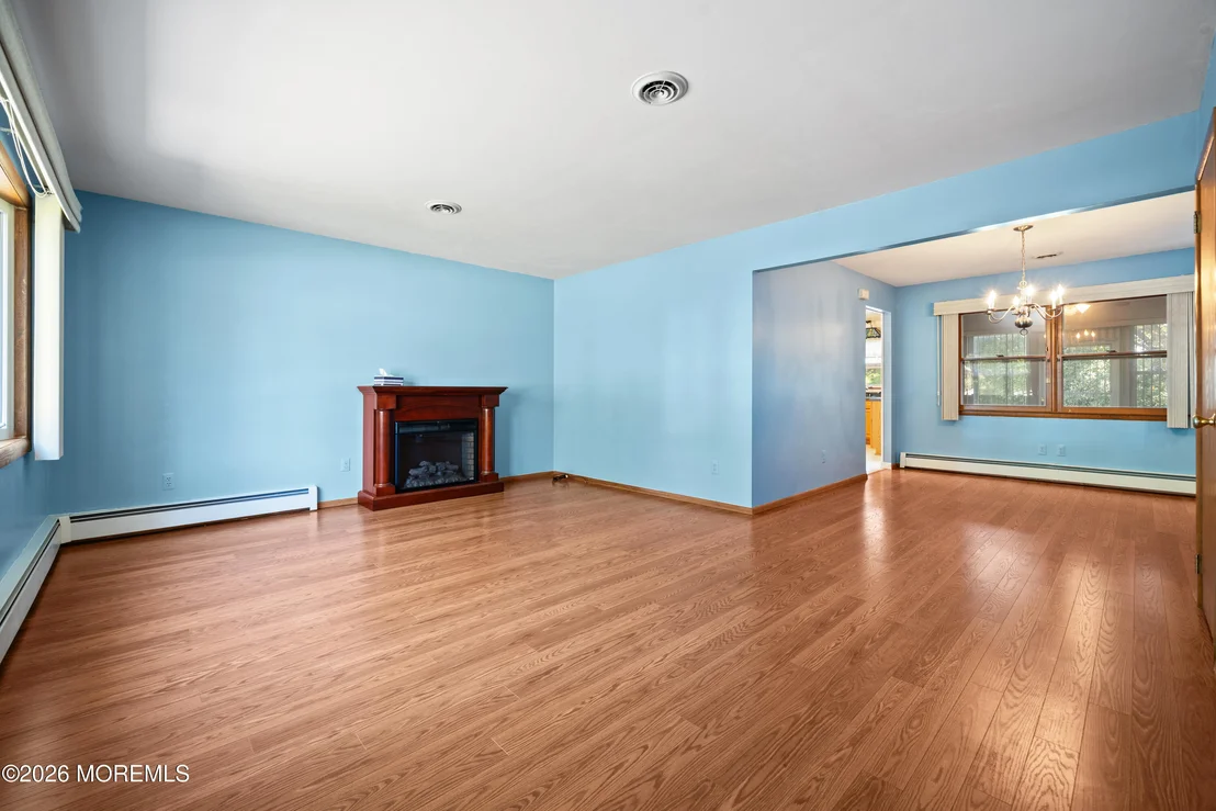 Photo of 92 Castleton Drive