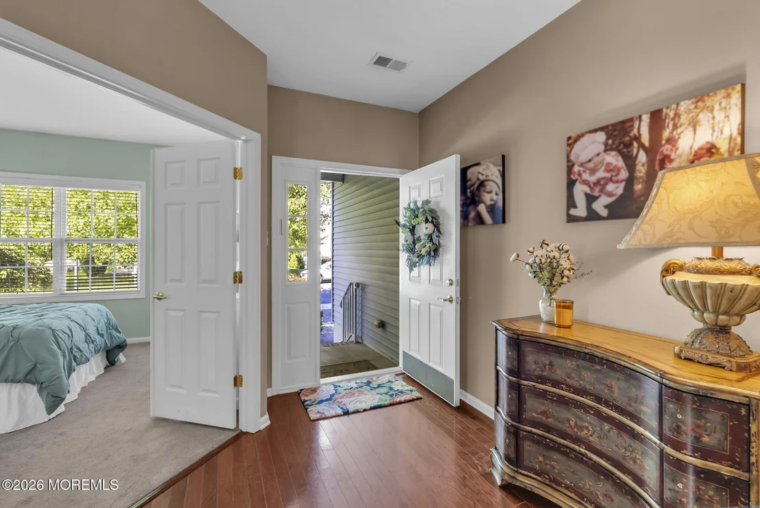 Photo of 18 Inkberry Lane