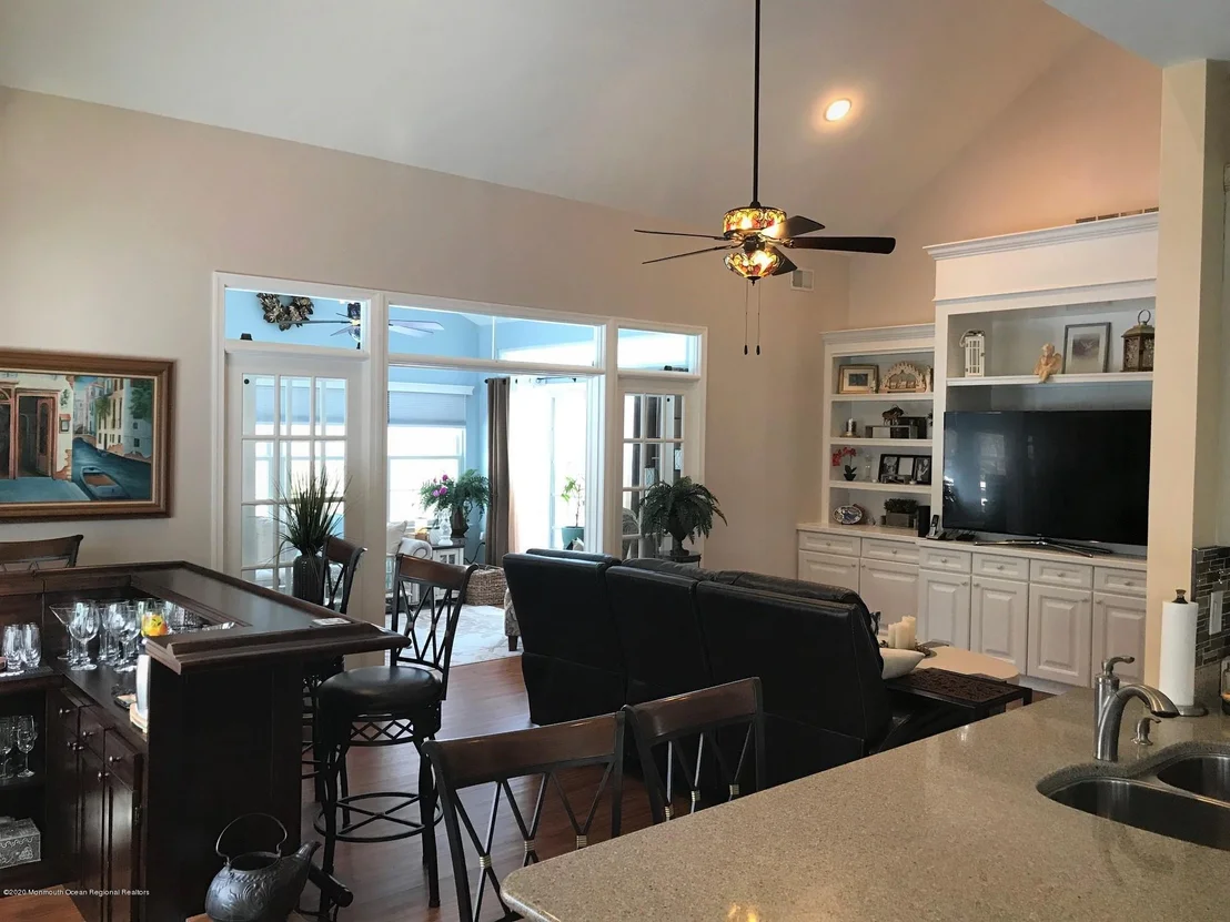 Photo of 98 Spring Lake Boulevard