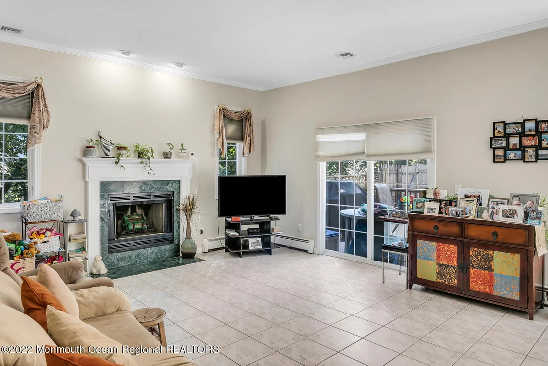 Photo of 933 Birch Drive