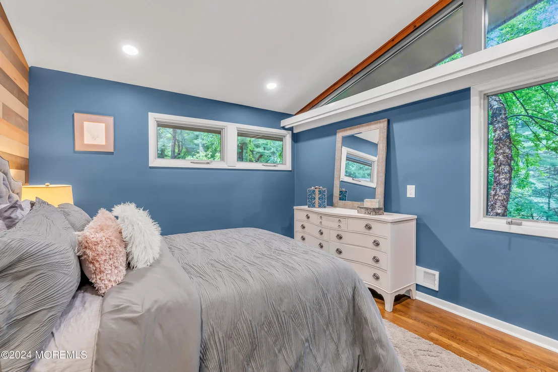 Photo of 112 Crawfords Corner Road