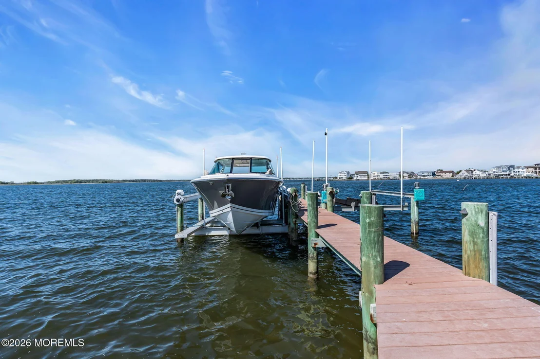 Photo of 531 Bayview Drive