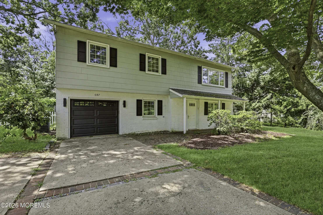 Photo of 687 Northstream Drive