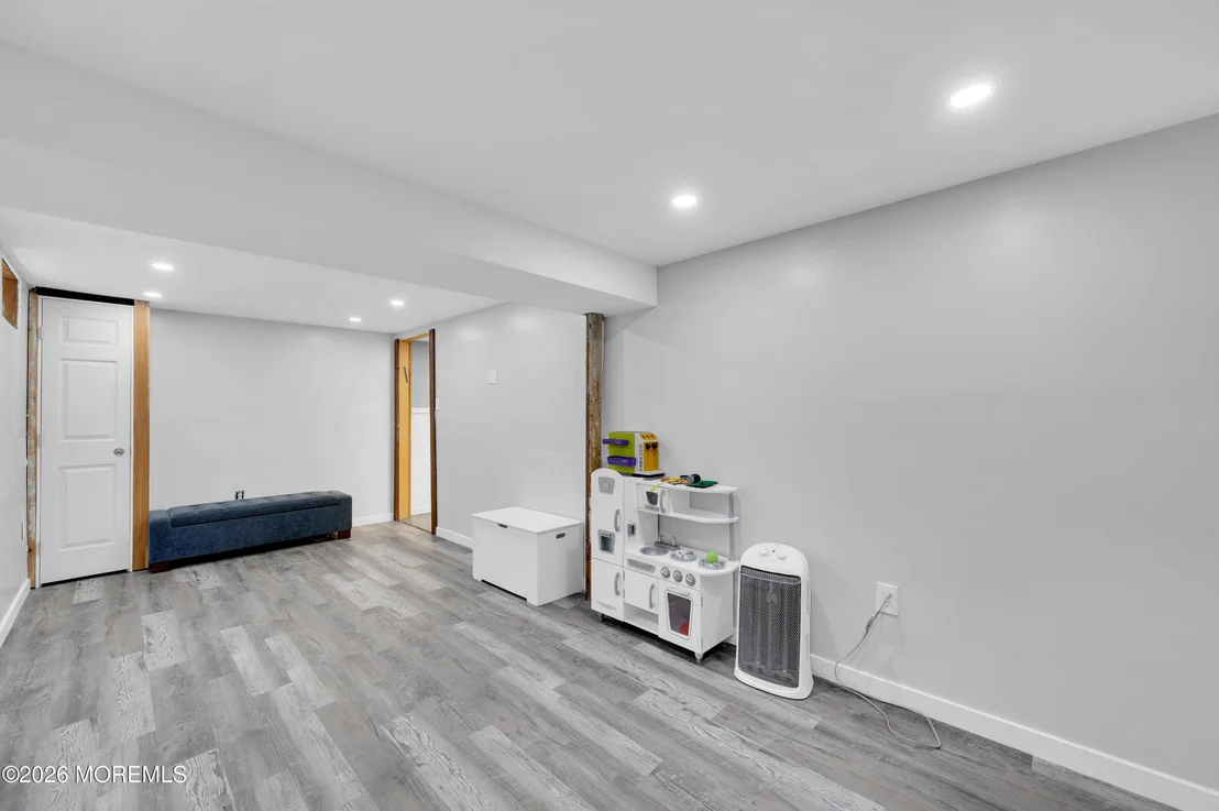 Photo of 11 Lawrence Avenue