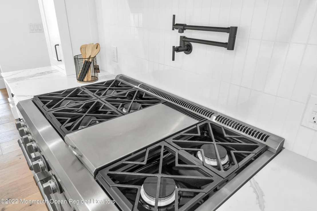 Photo of 376 Orenda Circle