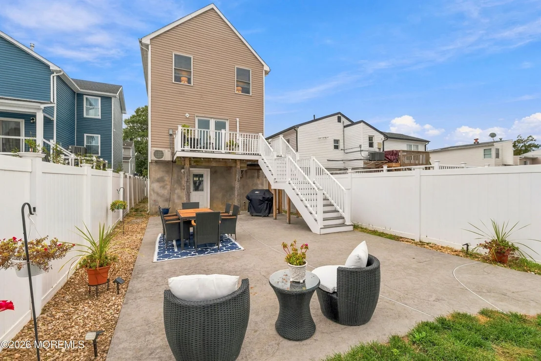 Photo of 355 Lorillard Avenue