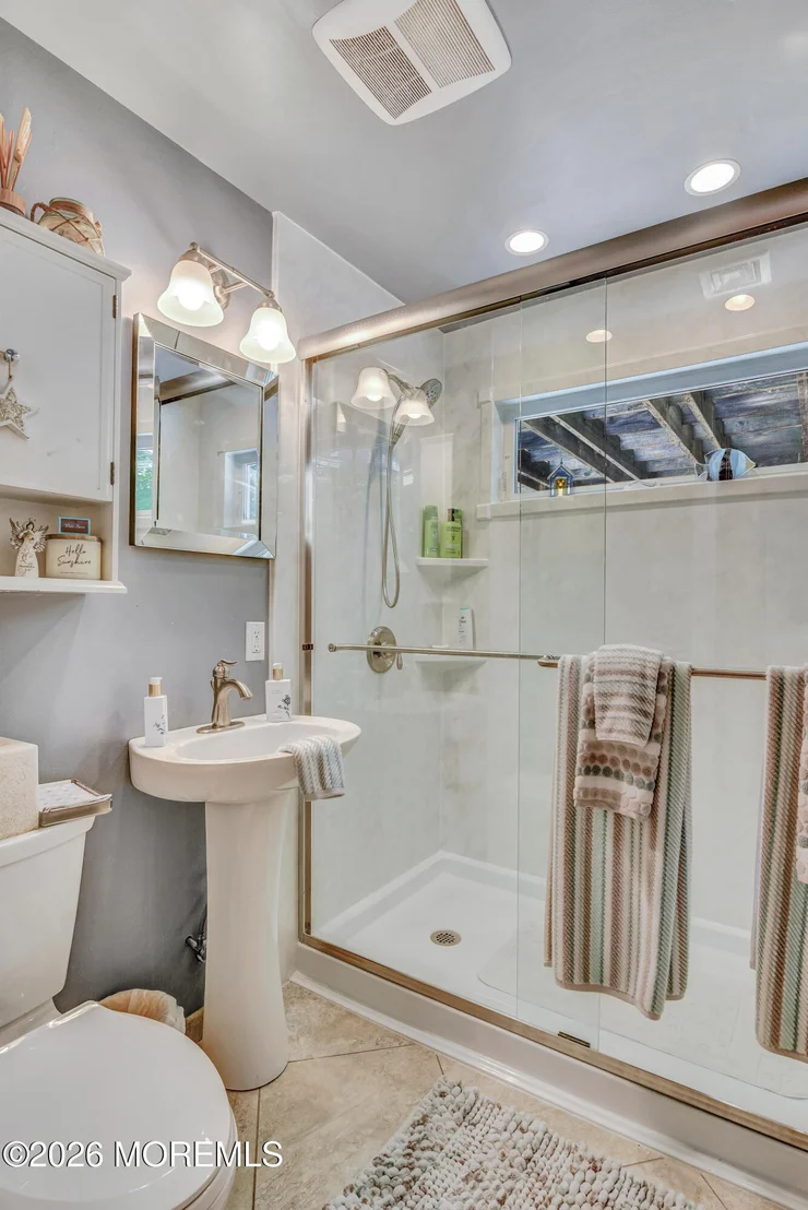 Photo of 309 Deerfoot Lane