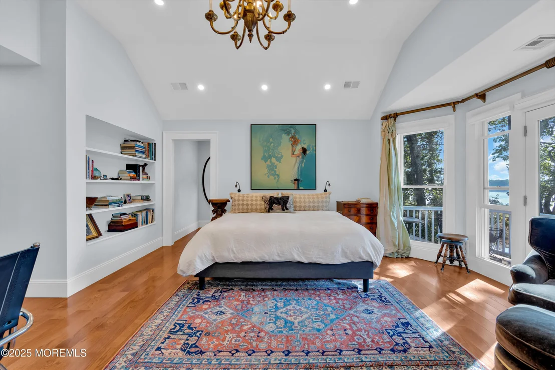 Photo of 2403 Riverside Terrace
