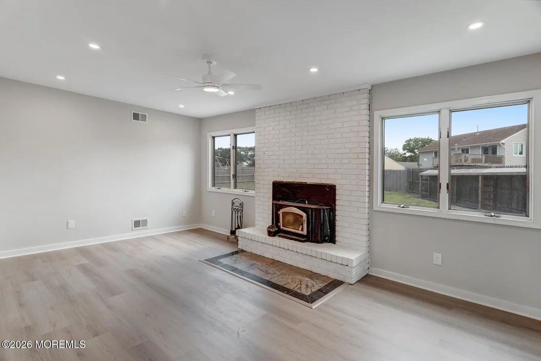 Photo of 56 Georgetown Boulevard