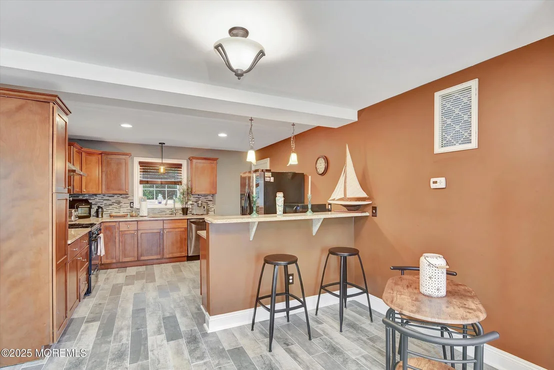 Photo of 7 Cedar Island Drive