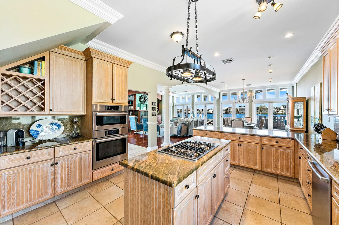 Photo of 770 North Drive