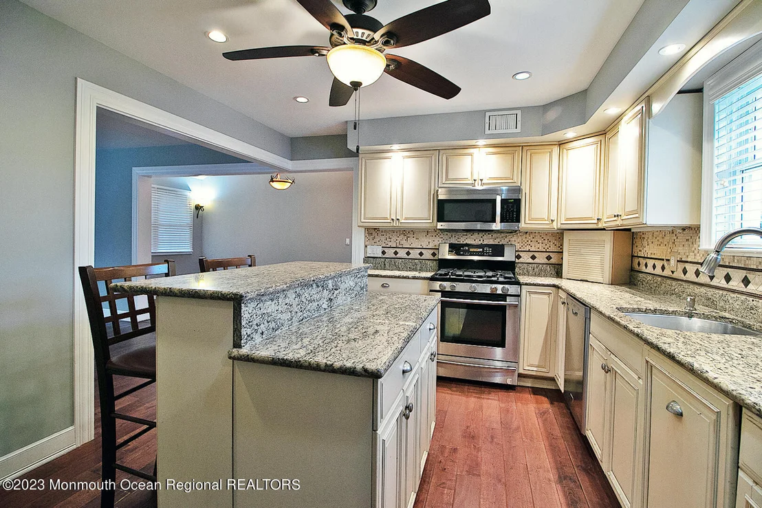 Photo of 307 Alpine Street