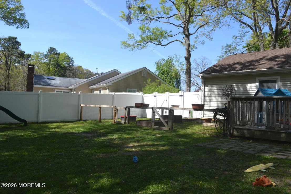 Photo of 31 Chestnut Way Circle