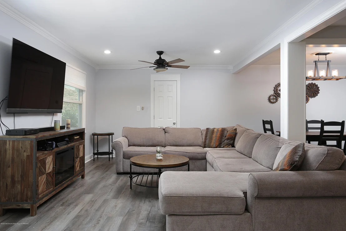 Photo of 188 Arizona Drive