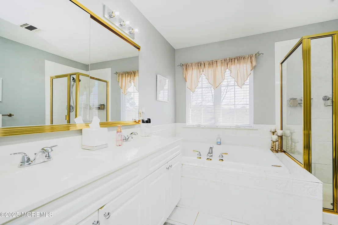 Photo of 19 Summerhill Avenue